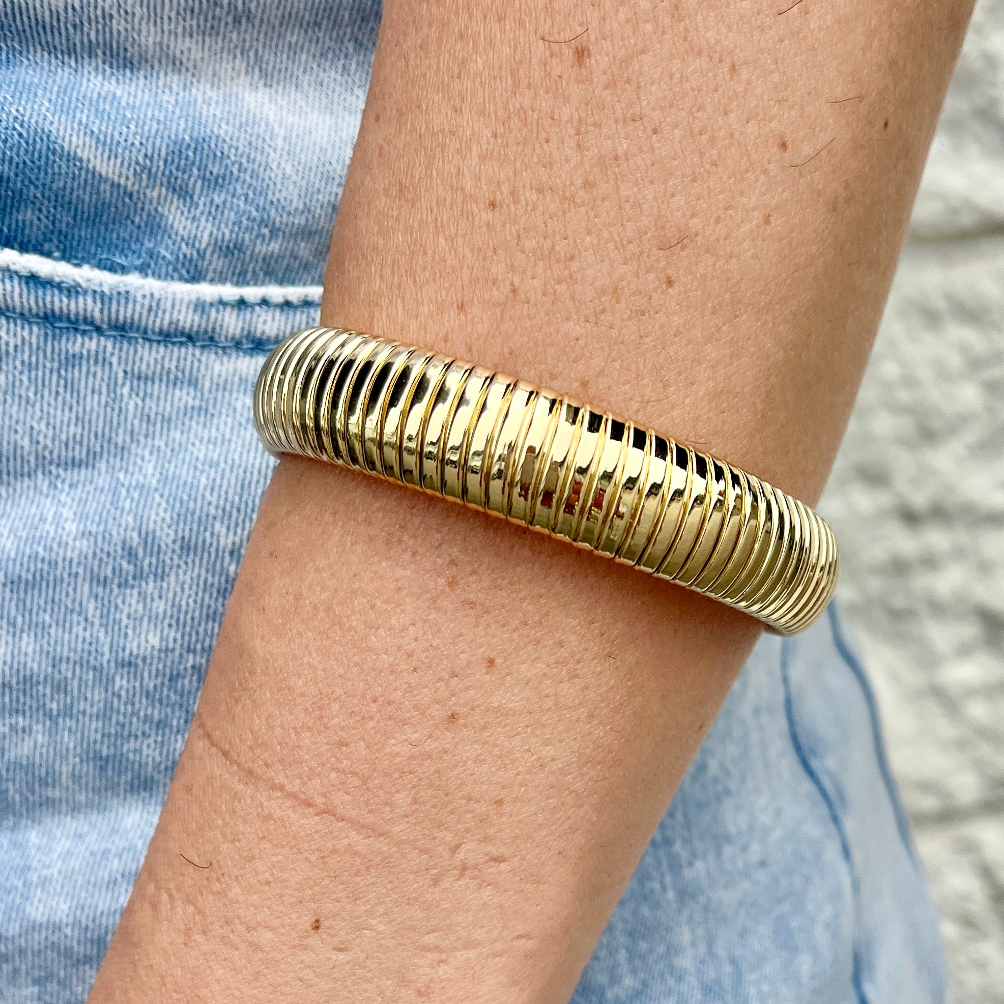 Gold Roll On Bangle